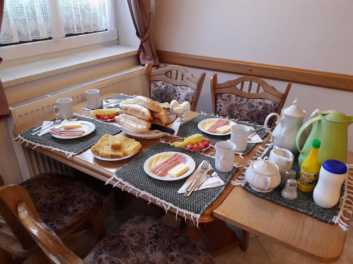 Hotel Selsky Dvur 1 Police nad Metují Esterno foto